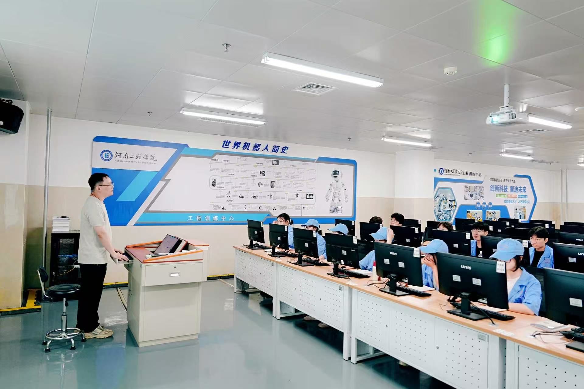探访河南工程学院 产教融合撬动区域经济升级的密码